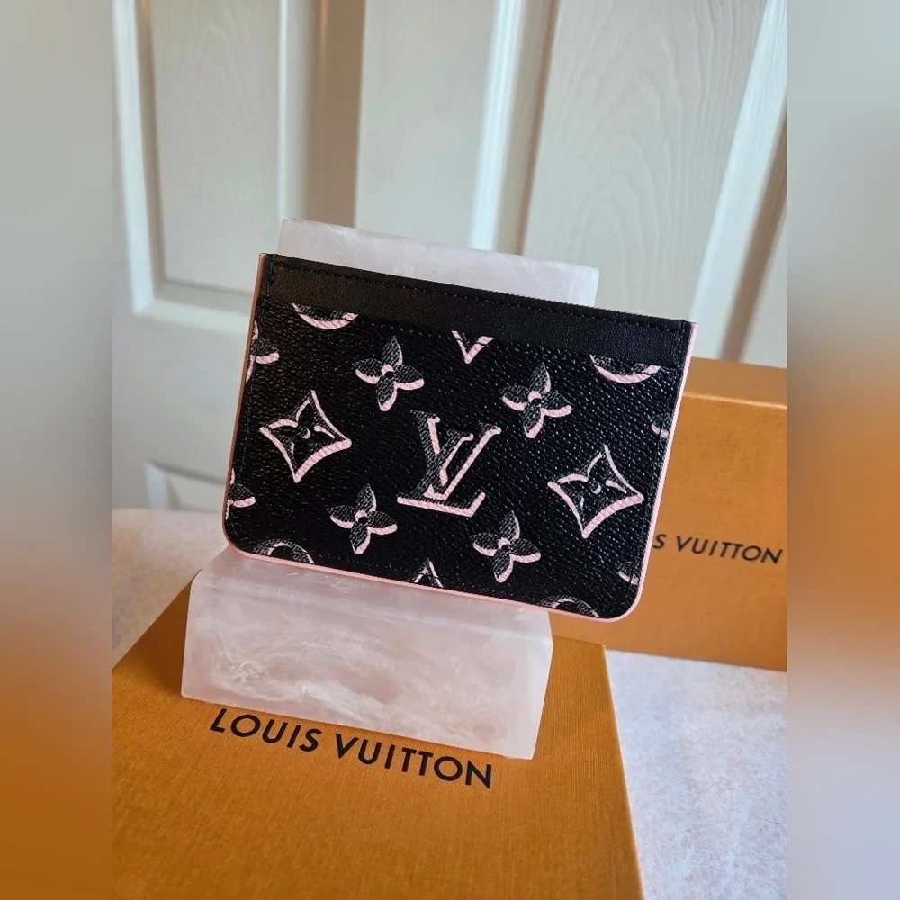 Louis Vuitton Card Holder – Fall for You Black Pink